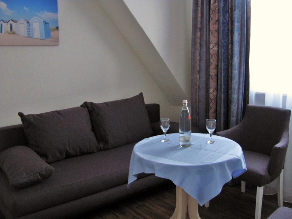 Landhotel Alte Schule - Hotel Garni Schillig Ruang foto